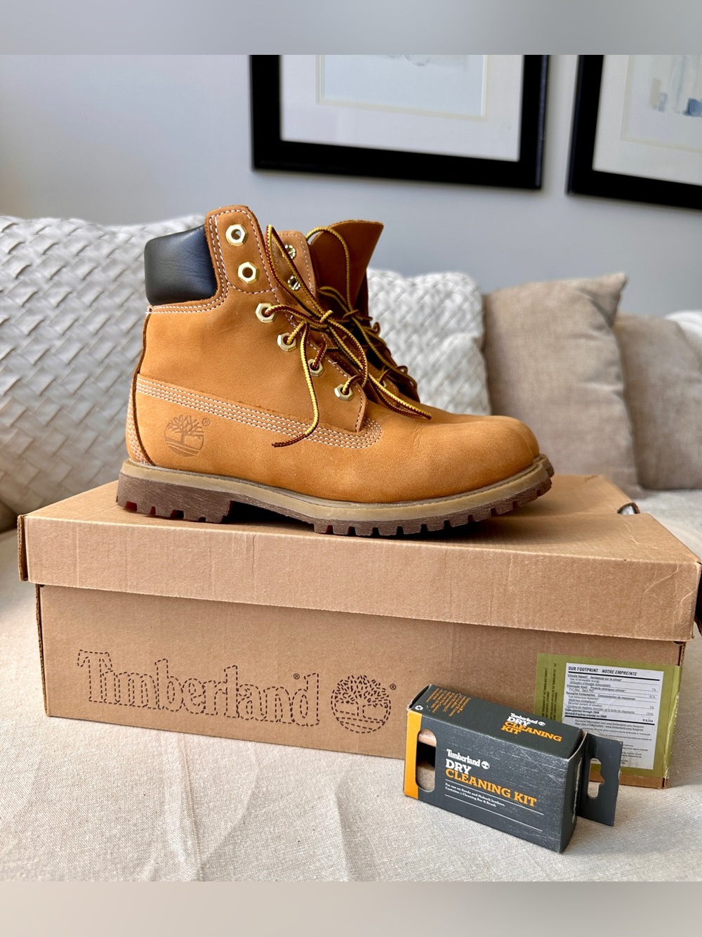 Timberland Women's Premium 6in Waterproof Boots Wheat Nubuck, 6 & Cleaning Kit